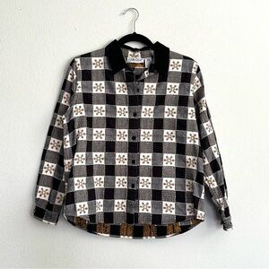 Cabin Creek Black/White Checker button Shirt Shimmer Snowflake Design Christmas